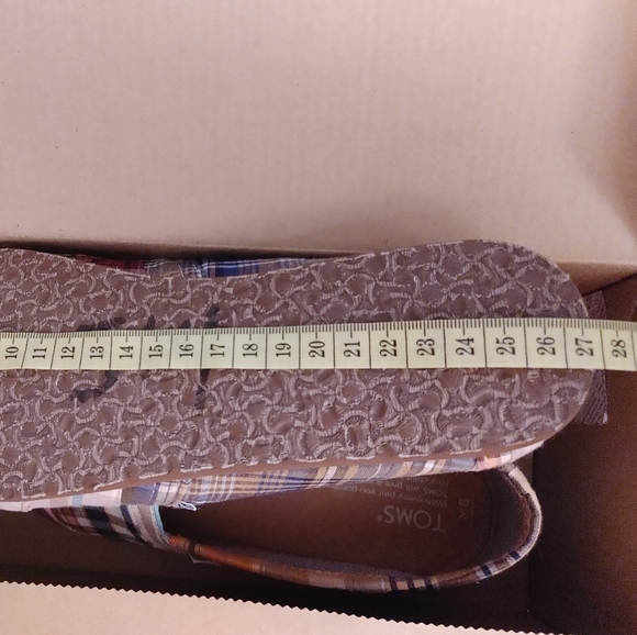 🆕 TOMS Plaid Men's Classics - Picture 5 of 5